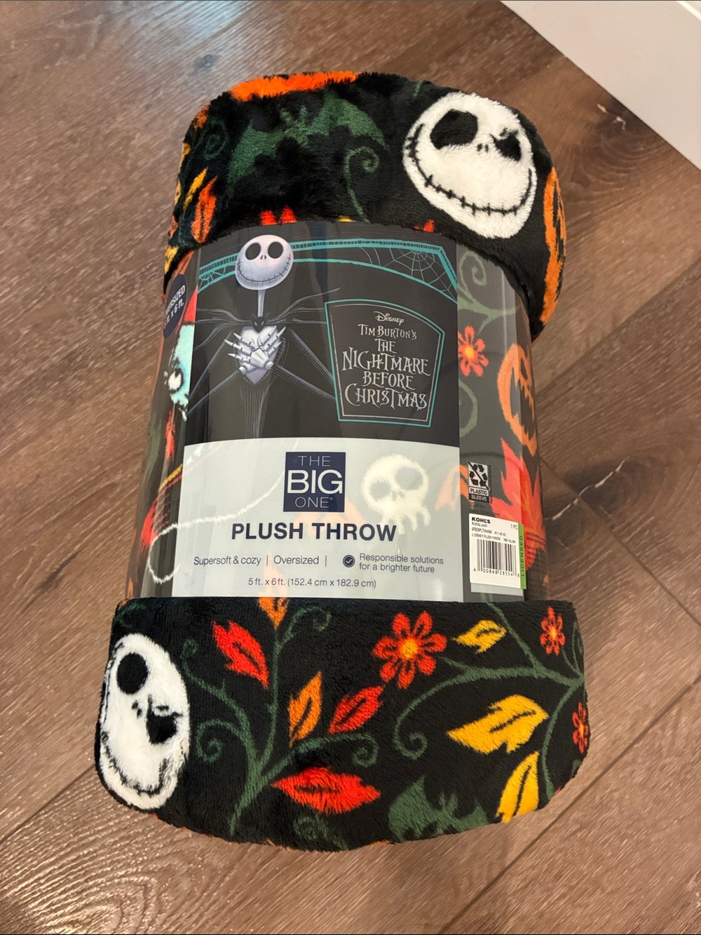 New The Big One Oversized Disney Nightmare Before Christmas Plush Throw Blanket